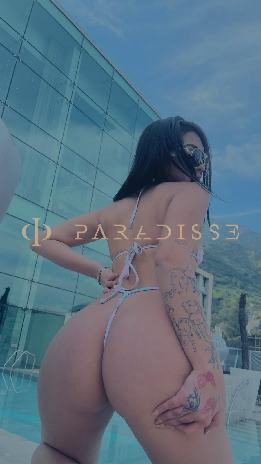 Escorts VIP Paradisse - Victoria